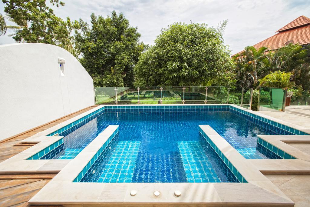 Smile House Villa Thong Son Beach Esterno foto